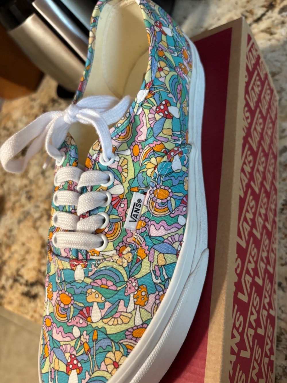 Vans - Picture 2 of 3